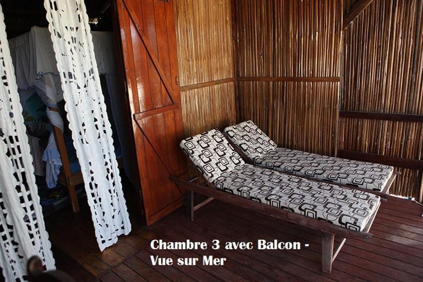 Chez Yolande 호텔 Ampangorinana 외부 사진