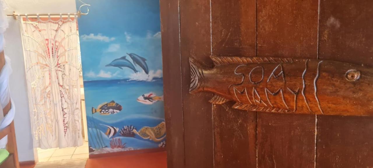 Chez Yolande 호텔 Ampangorinana 외부 사진