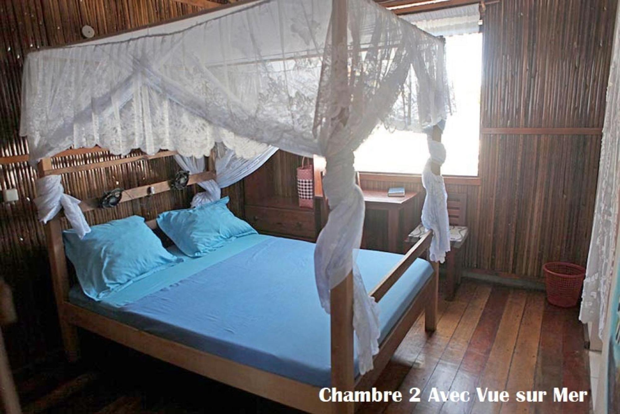 Chez Yolande 호텔 Ampangorinana 외부 사진